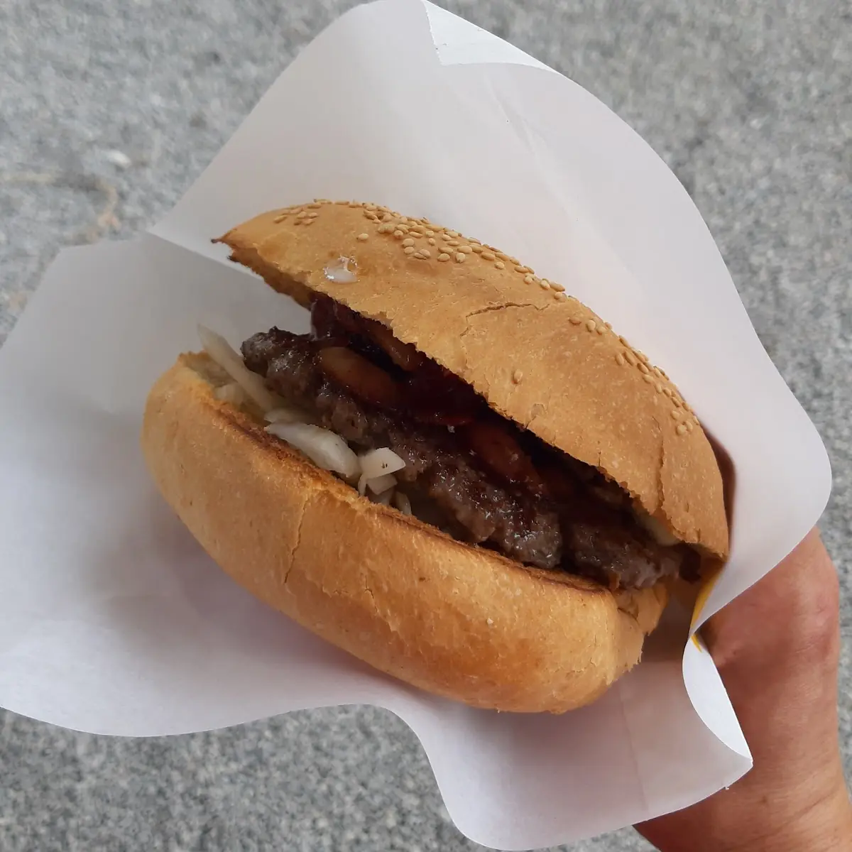 Paradise Burger