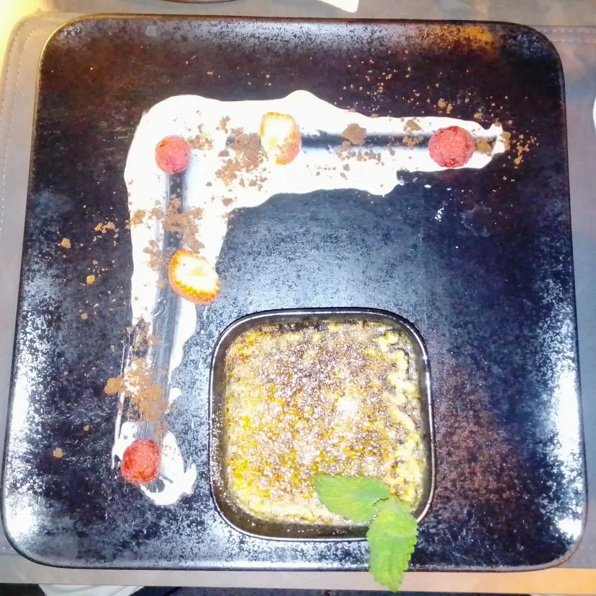Rosmarin Creme Brulee