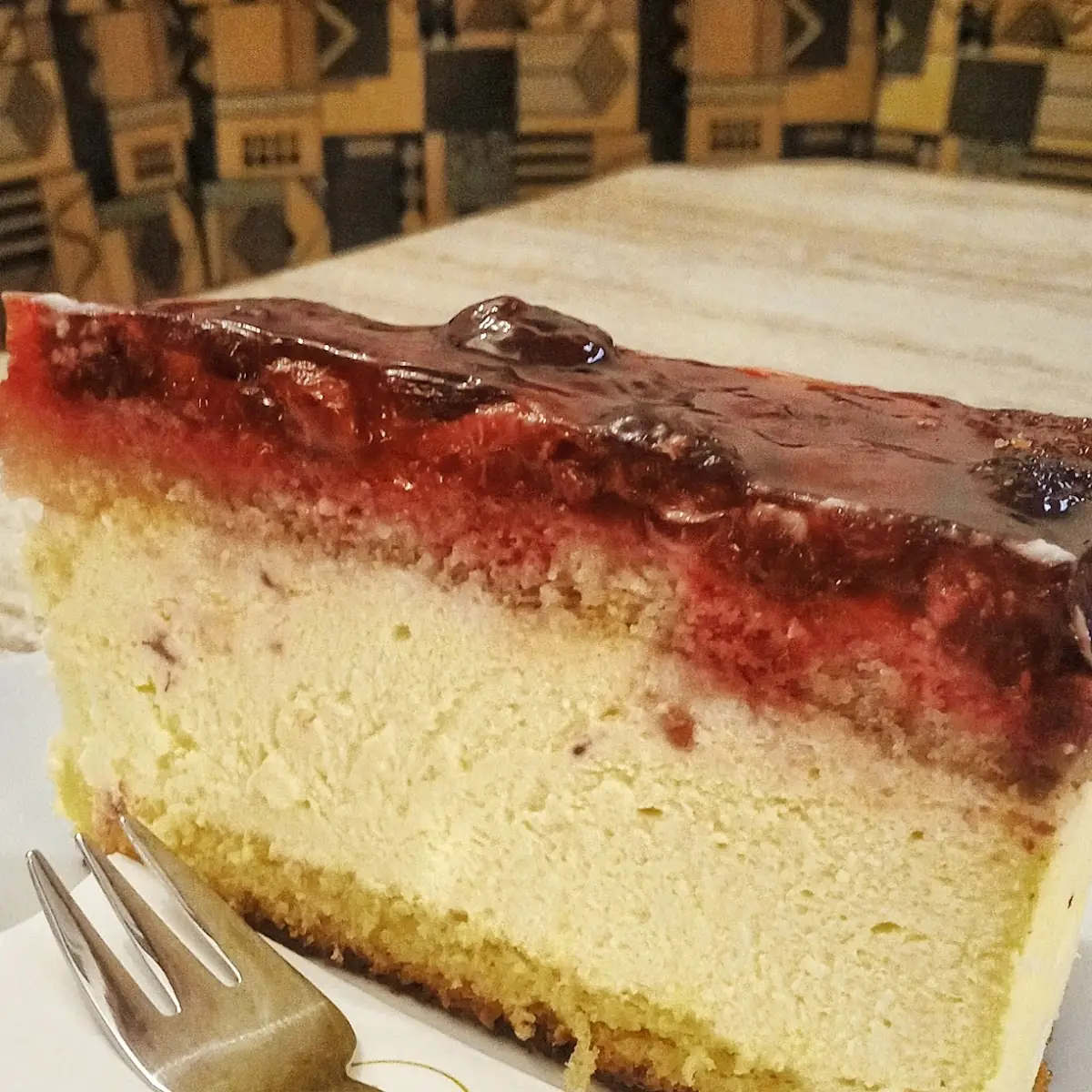 Beeren-topfen Torte