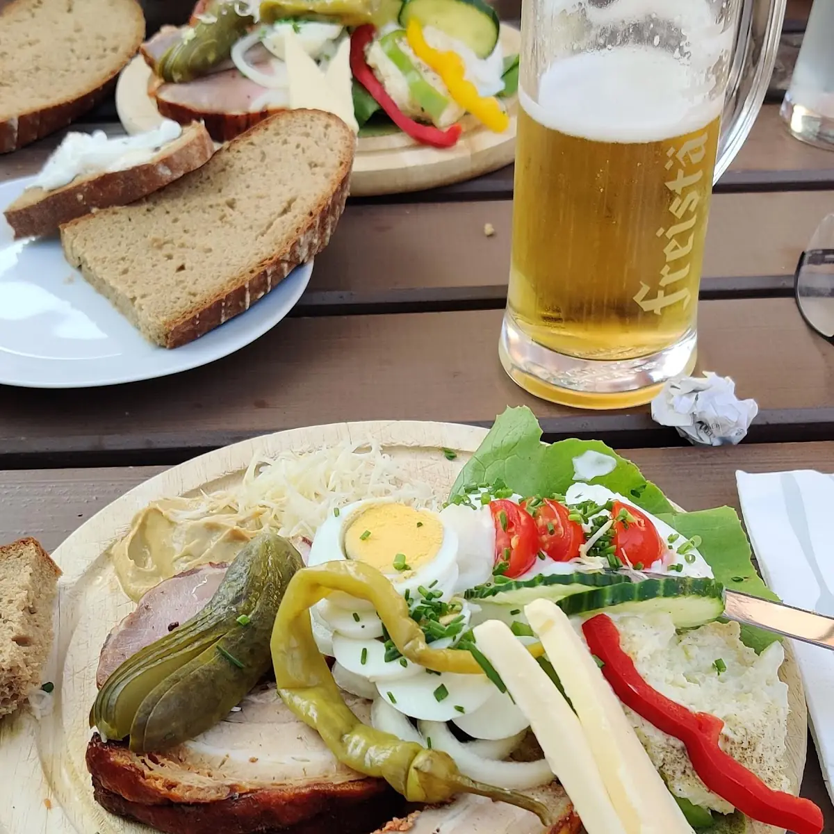 Eine Bretljause