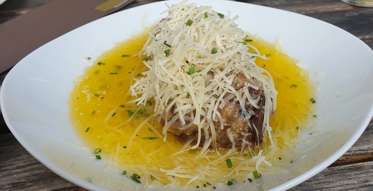 Steinpilzknöderl Braune Butter Bergkäse