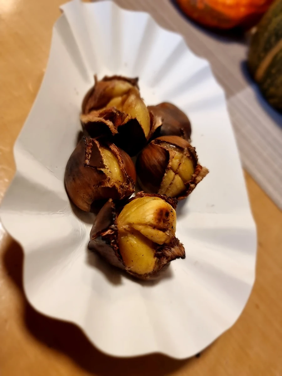 Fresh and Chestnuts Maroni
