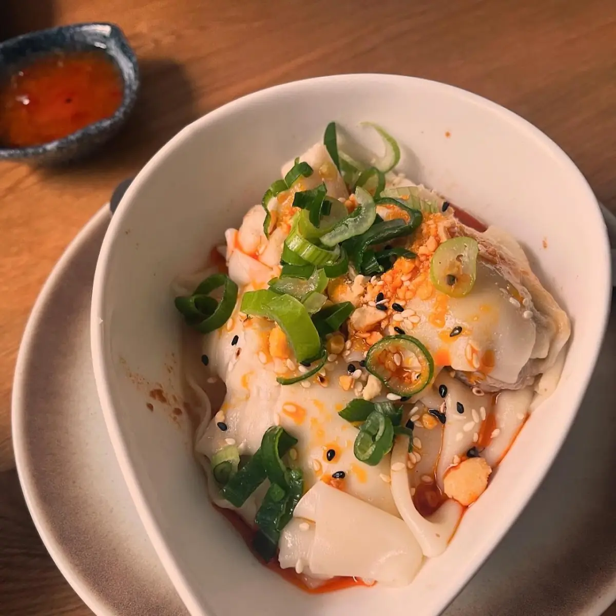 D7 Wan Tan Mit Chili Öl Nach Sichuan Art