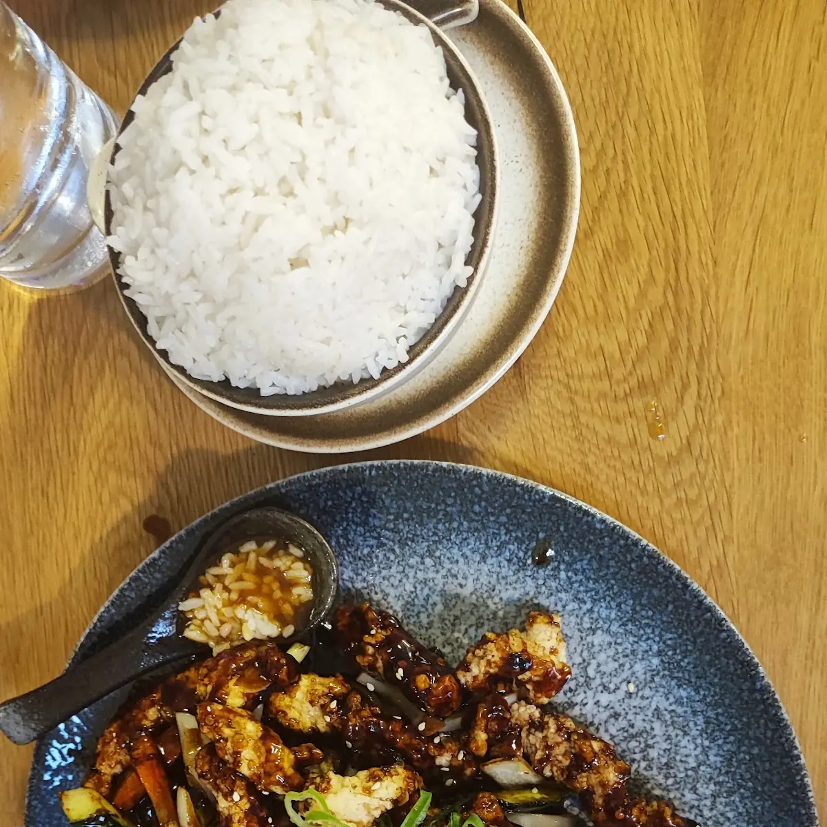 Gan Bian Mit Hühner Fleisch