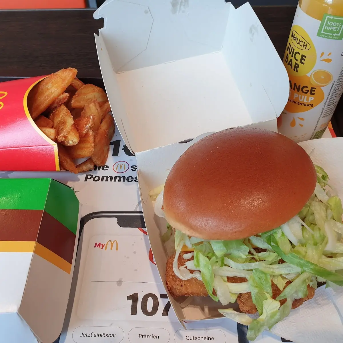 Krispy Chicken Burger Menü