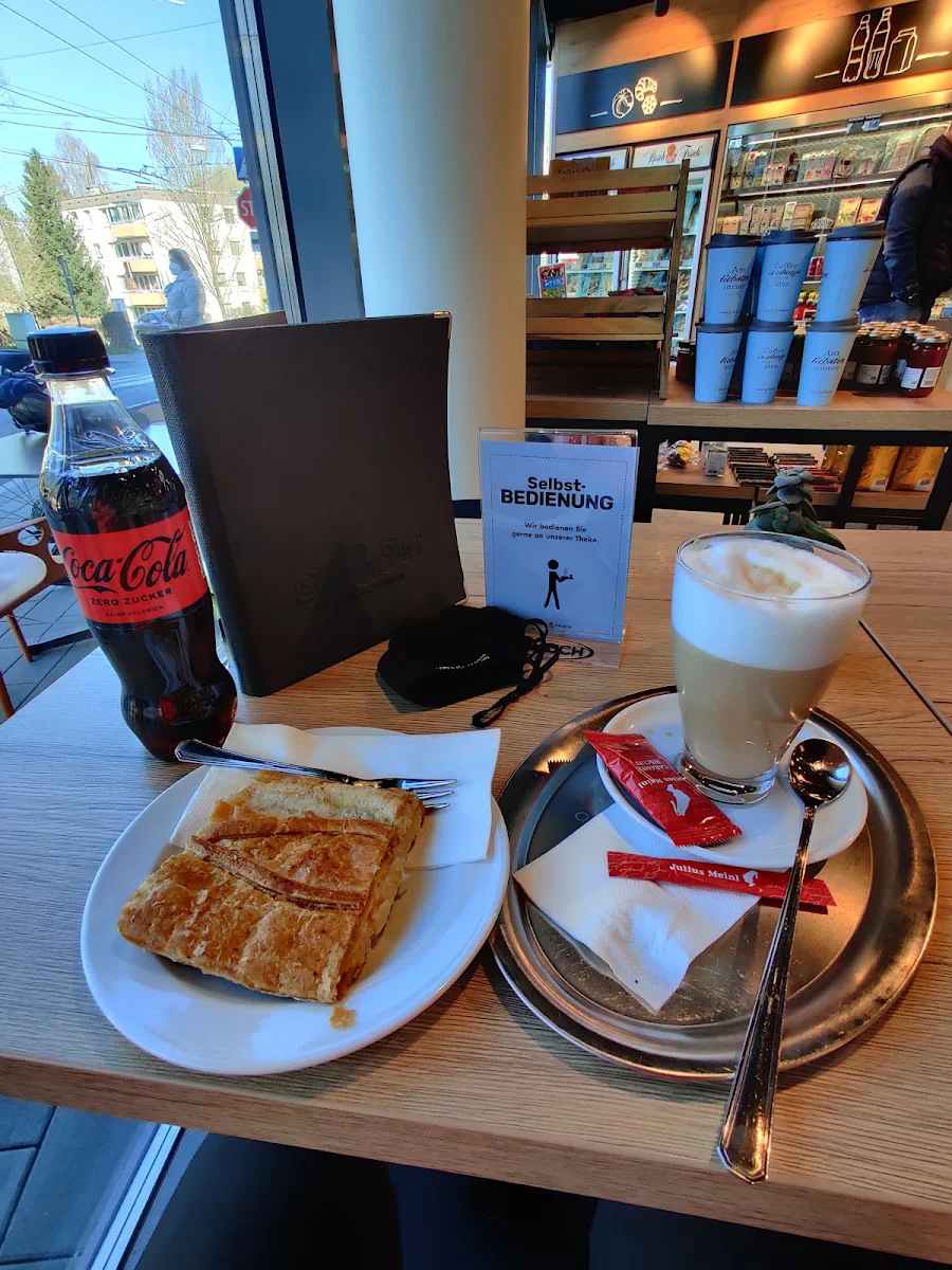 Apfelstrudel Ca