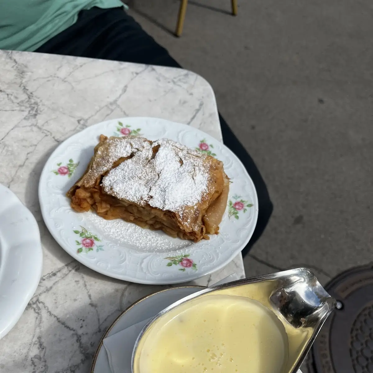 Milk-Cream Strudel