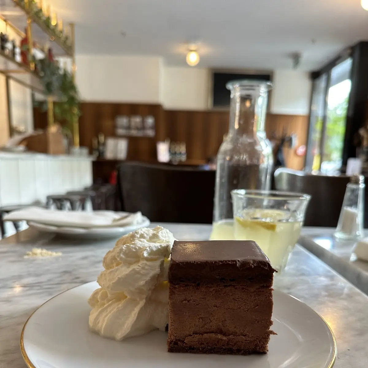 Viennese Crèmeschnitte