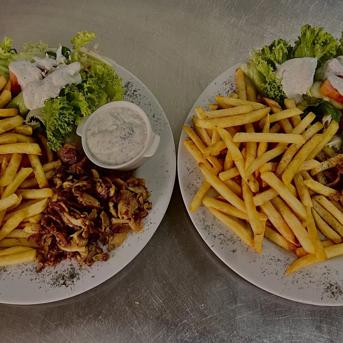 Cevapcici Mit Pommes