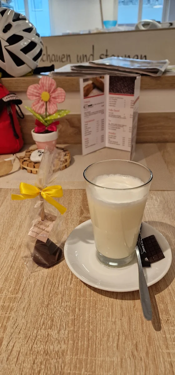 Heiße Schokolade Mit Eierlikör