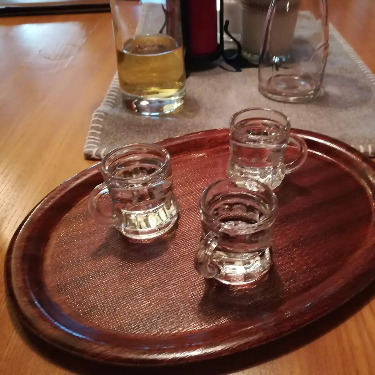 Schnaps, Restaurant Pizzeria Zum Achtal Wirt