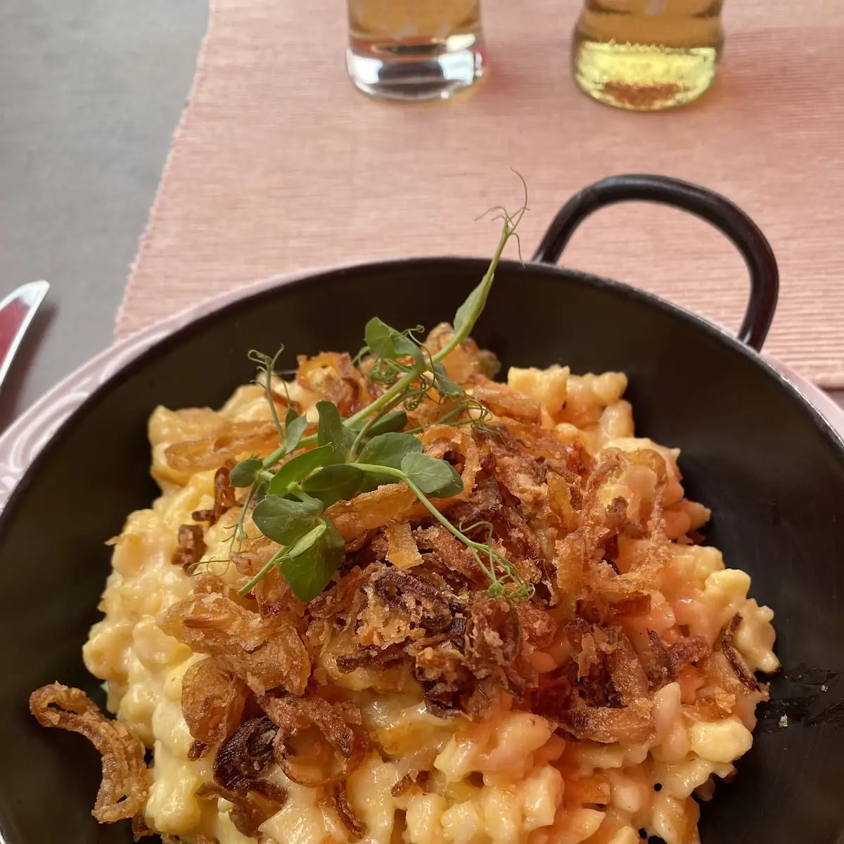 Käsespätzle Mit Röstzwiebeln