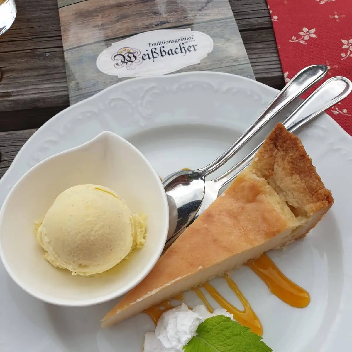 Veganer Käsekuchen Mit Vanilleeis A La Susanne