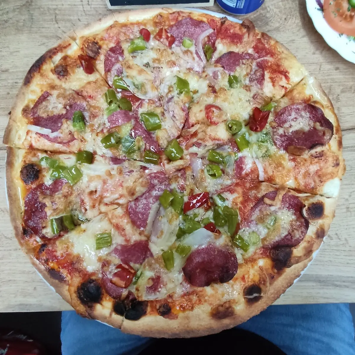 Pizza Diavolo