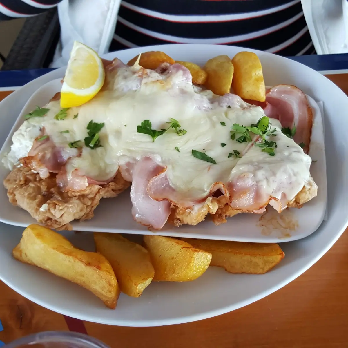 Riesenschnitzel Mit Käse