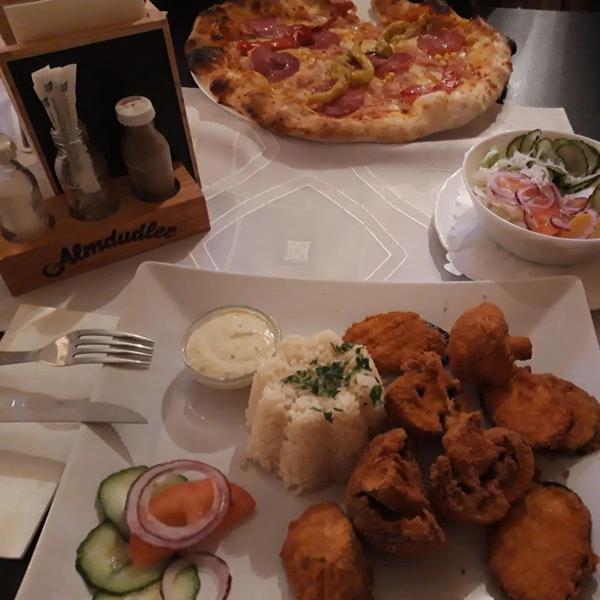 Gebackenes Gemüse Mit Reis U Sauce Tatare