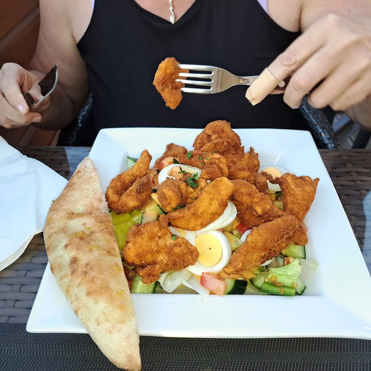 Salat Mit Gebackenen Hühnerstreifen