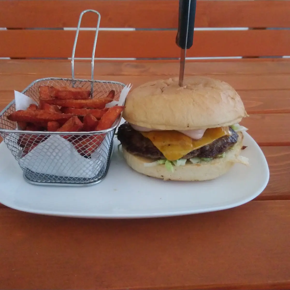 Bacon-Cheese Burger