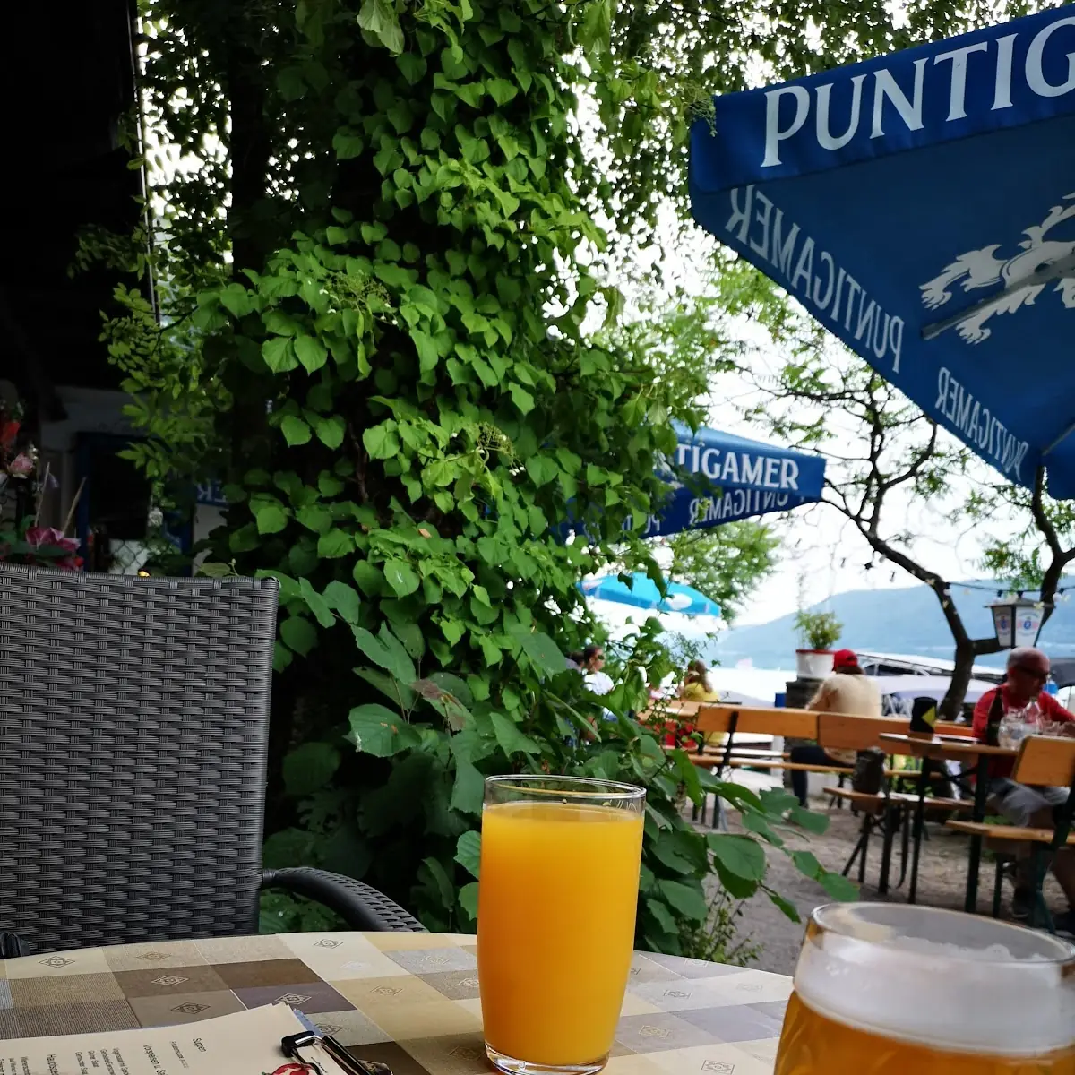 Orangensaft Und Bier