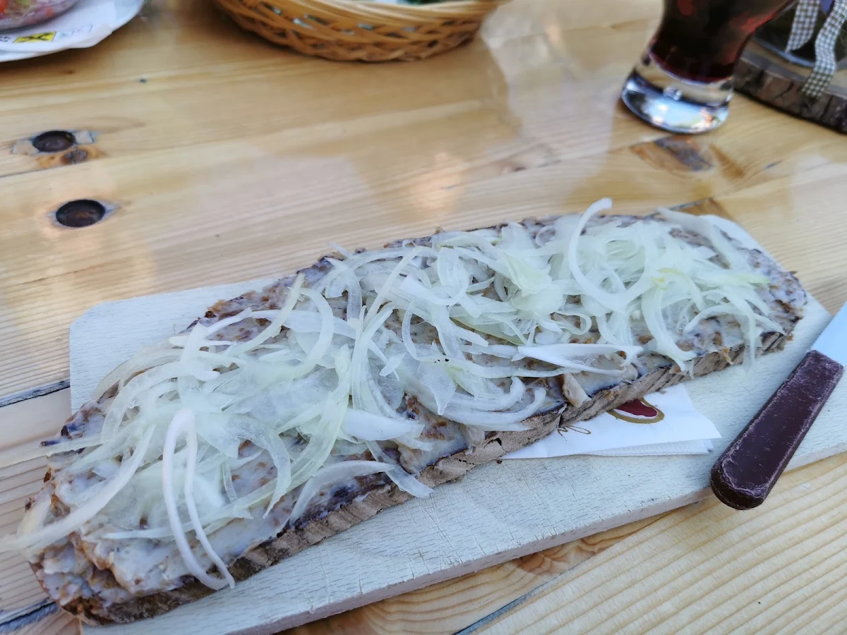 Grammelschmalzbrot Mit Zwiebel