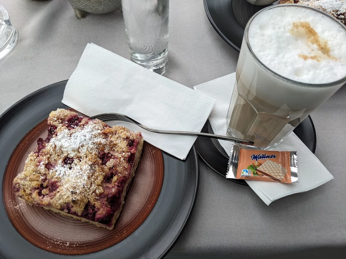 Kirschstreusel