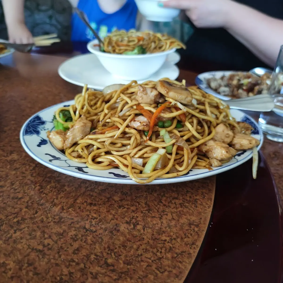 Gebratene Nudeln Mit 3 Sorten Fleisch