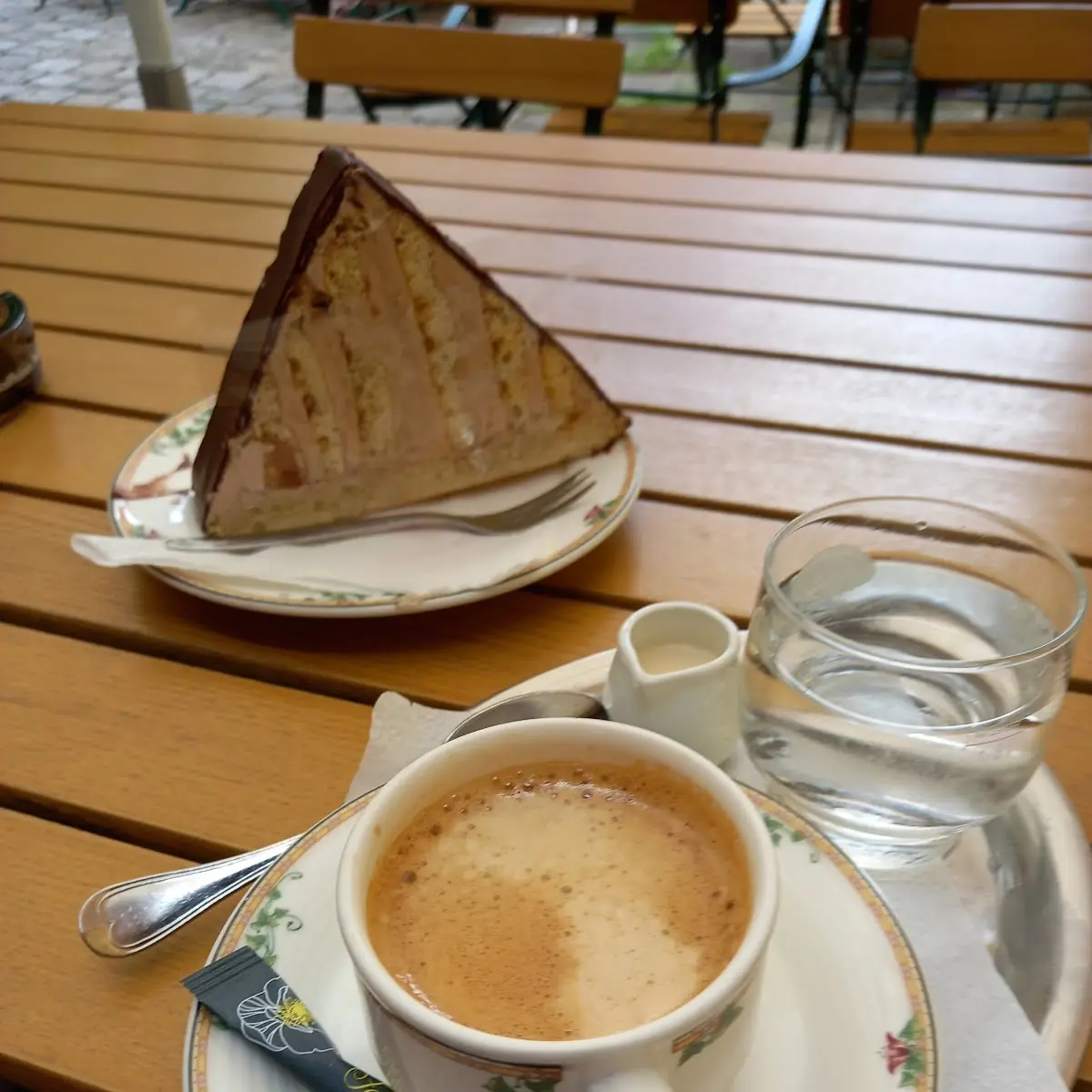 Pyramide Und Melange