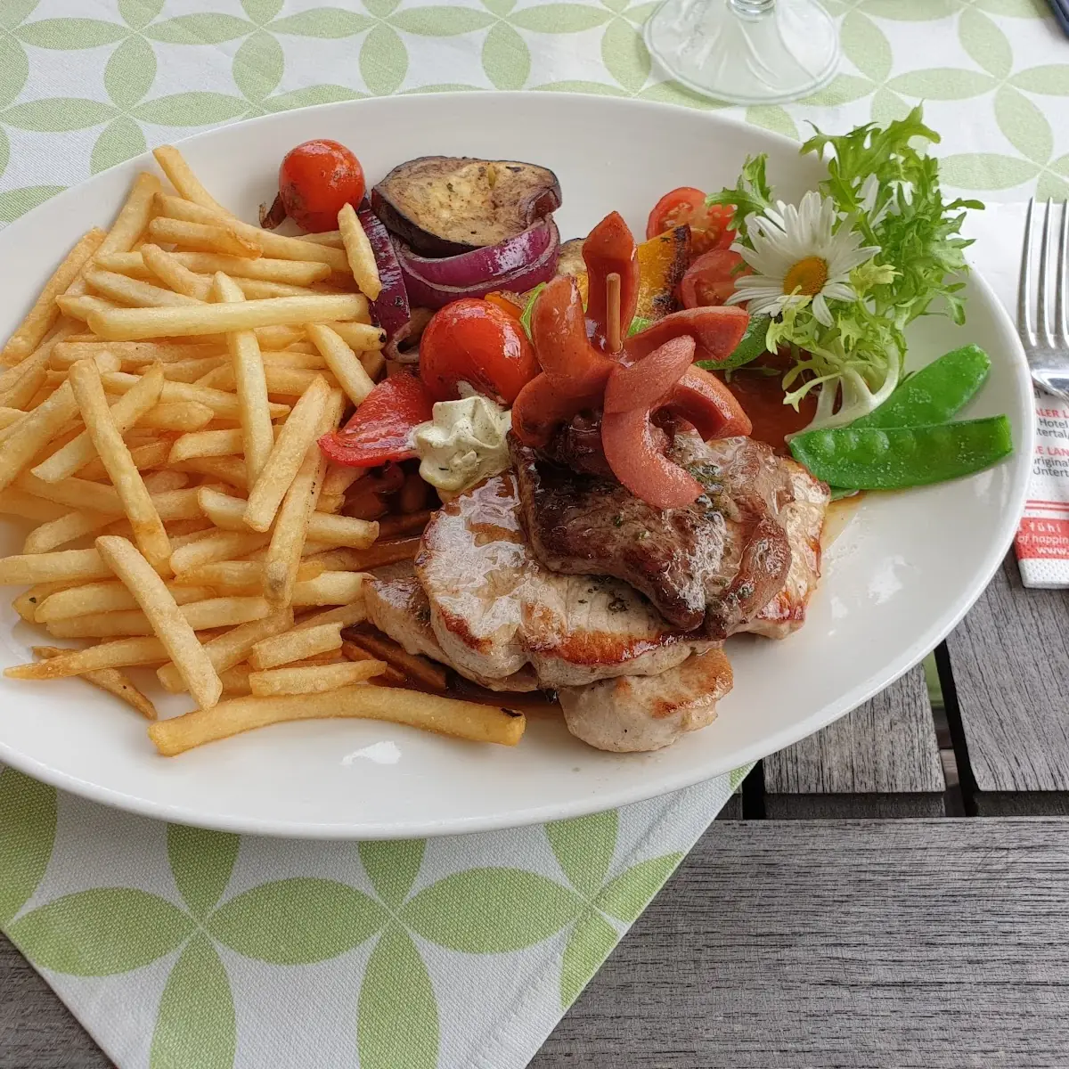Grillteller Mit Pommes Frites