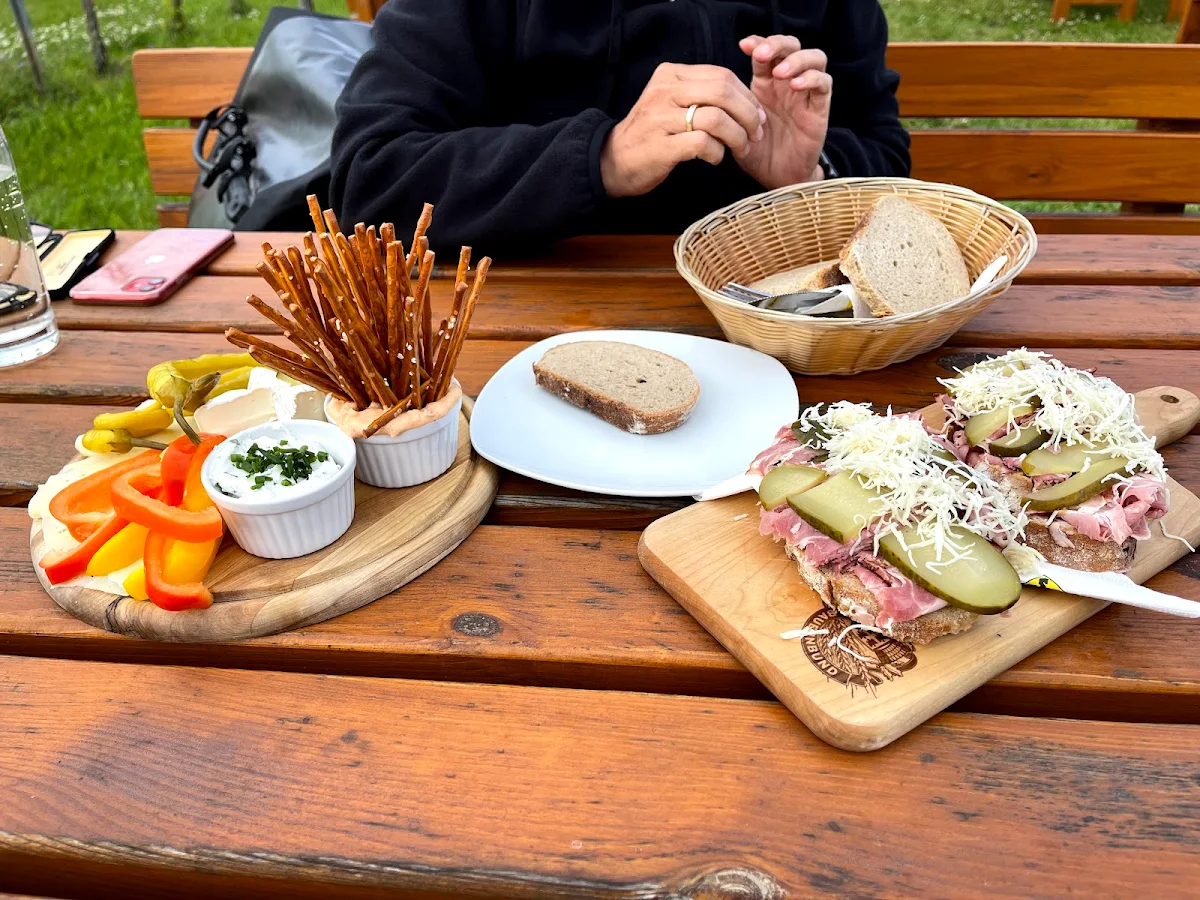 Schinkenbrot Und Käseplatte
