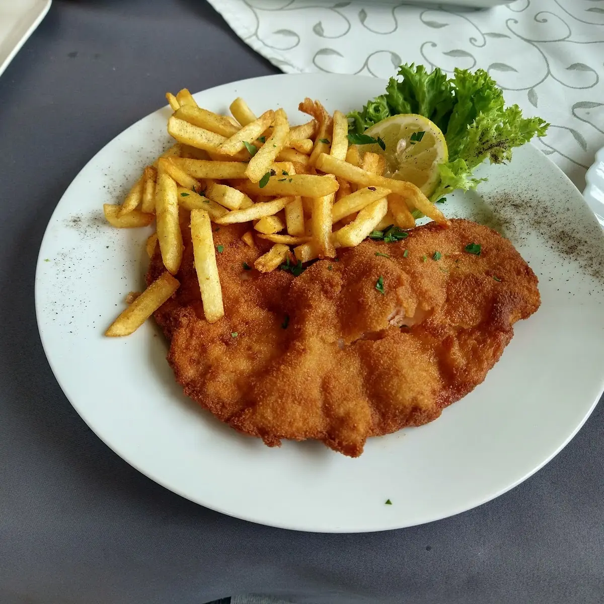 Snitzel And Pommes Frites