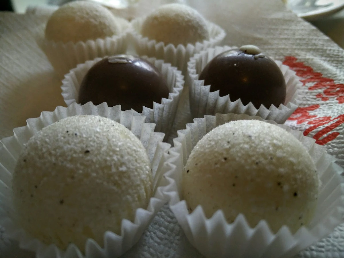 Hausgemachte Pralinen