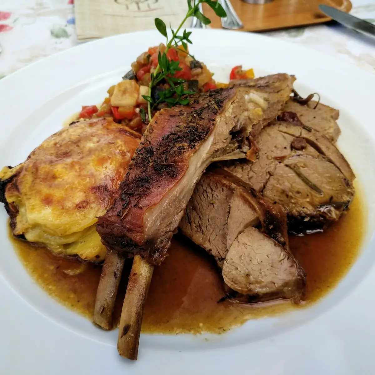 Geschmorter Lammbraten