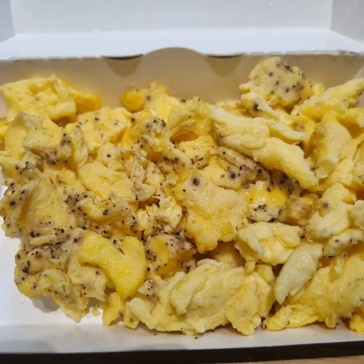 Eierspeise Mit Salz Und Pfeffer
