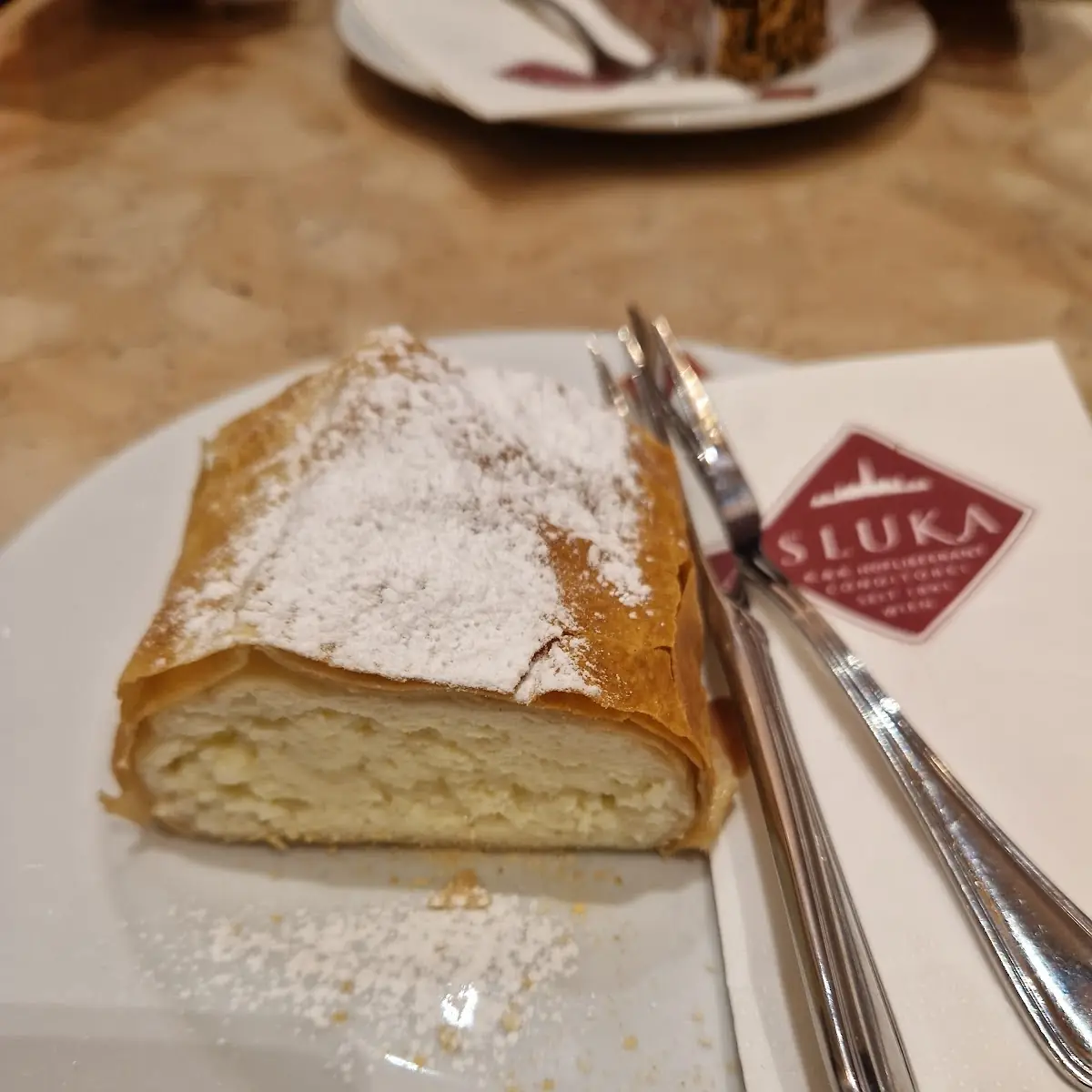 Topfenstrudel