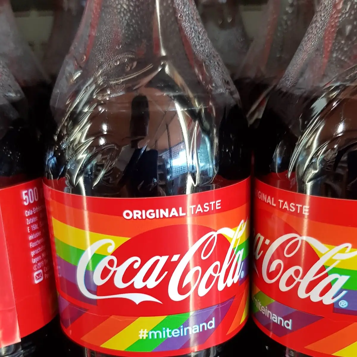 Cola