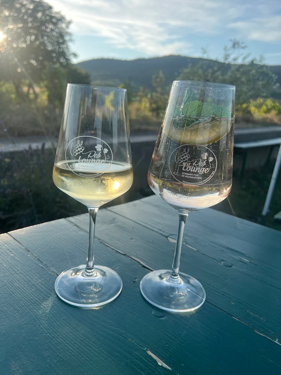 1 8 Terl Riesling Und Ein Rosespritzer