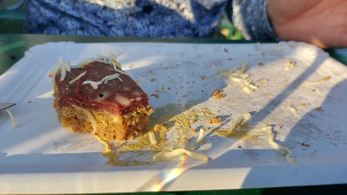 Kastenbrot Mit Blutwurst Und Kren