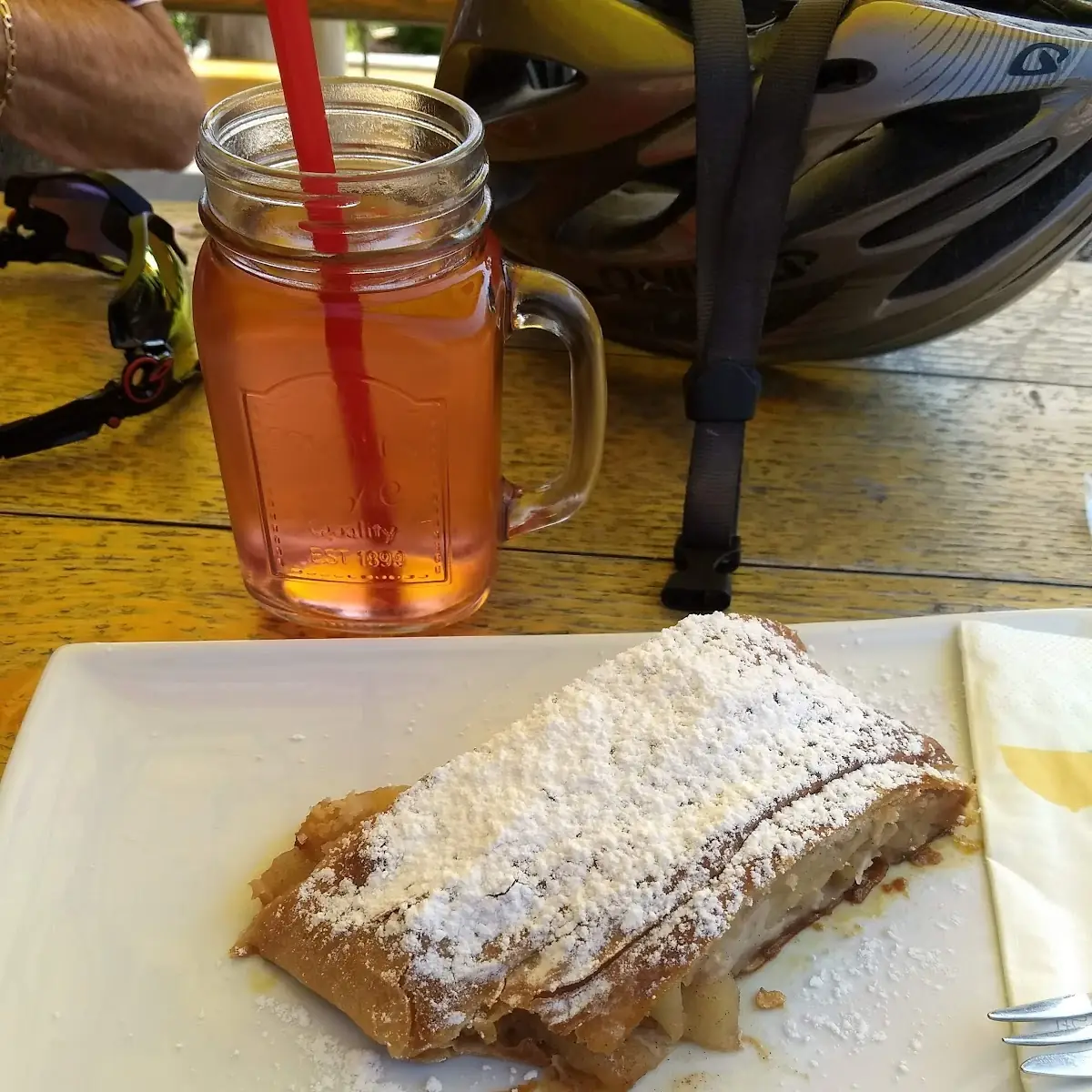 Apfelstrudel