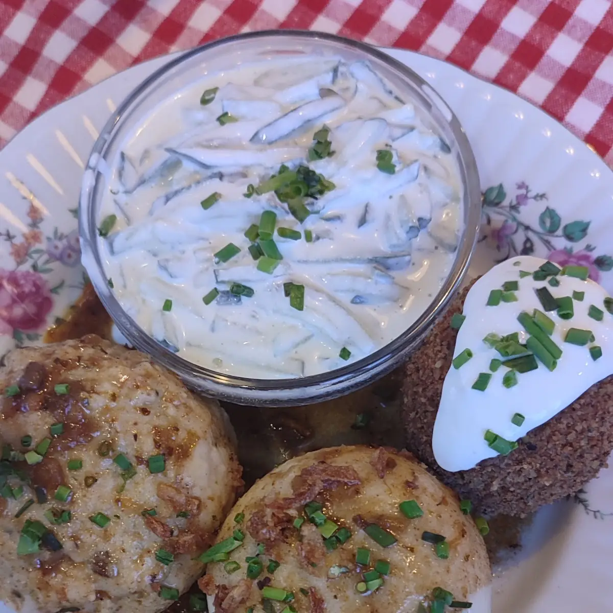 Selchfleischknödel Grammelknödel Tirolerknödel