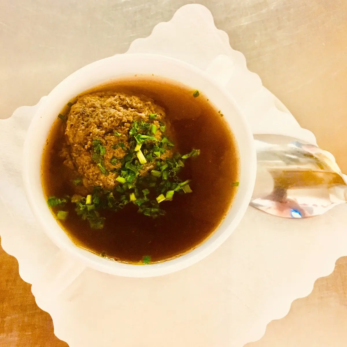 Bouillon Mit Leberknödel