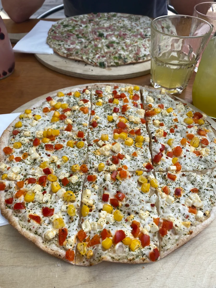 Vegetarischer Flammkuchen