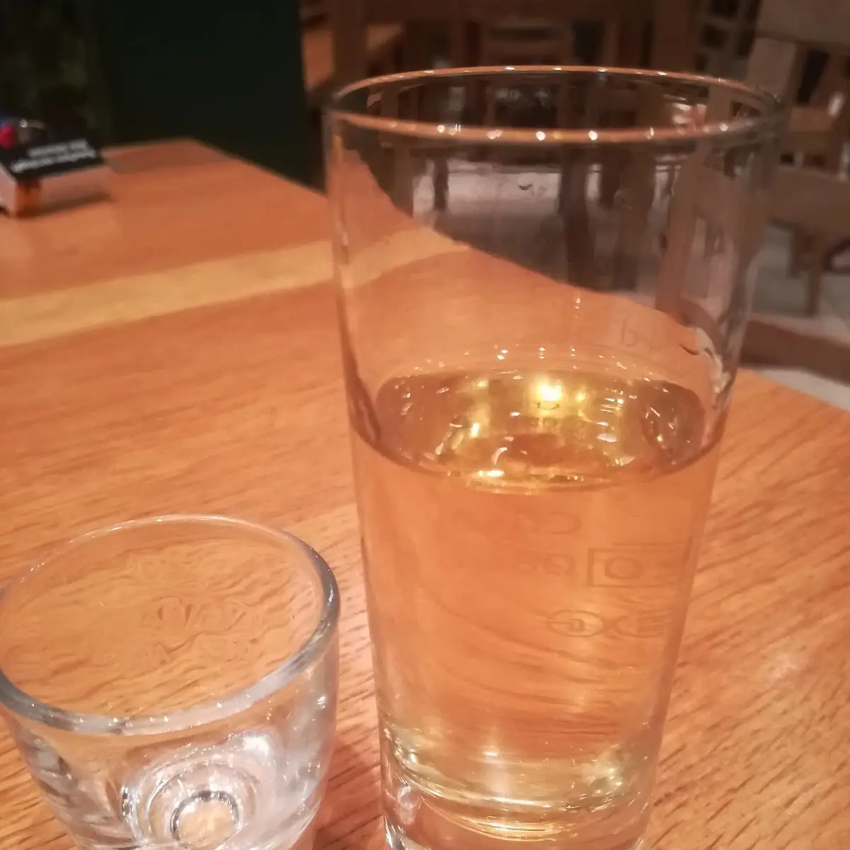 Kleiner Obstler Großer Marillenschnaps