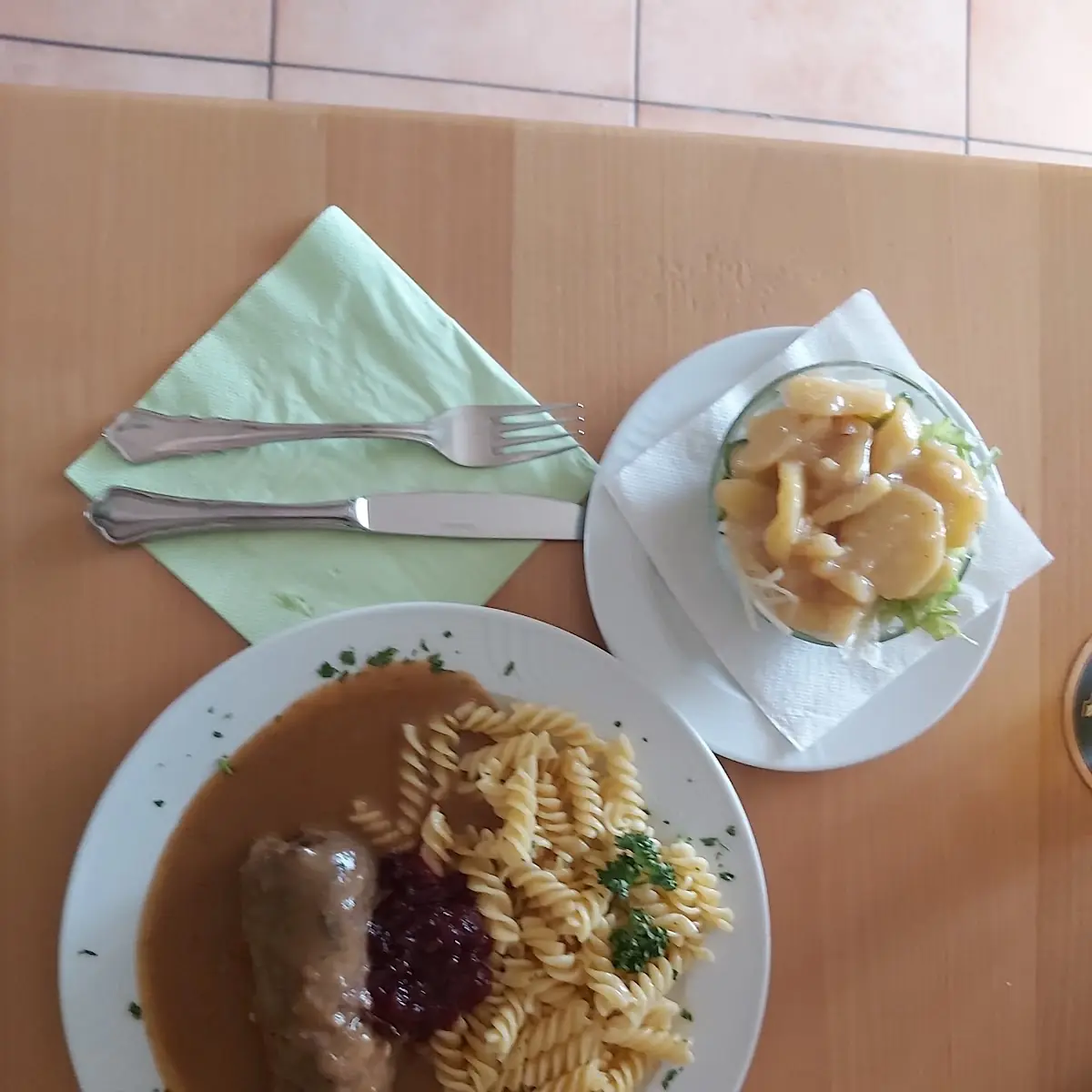 Rindsroulade Mit Teigwaren
