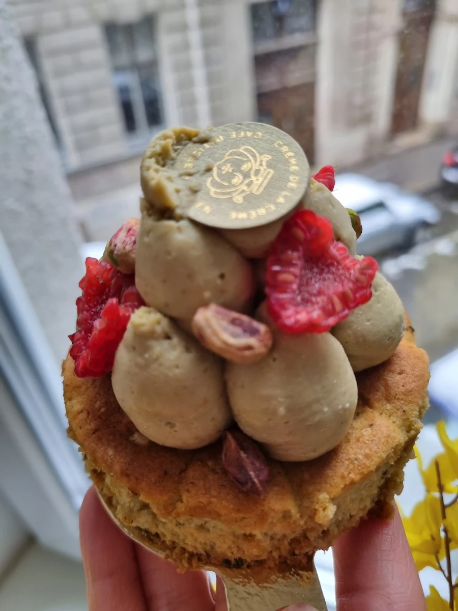 Pistachio Little Cake