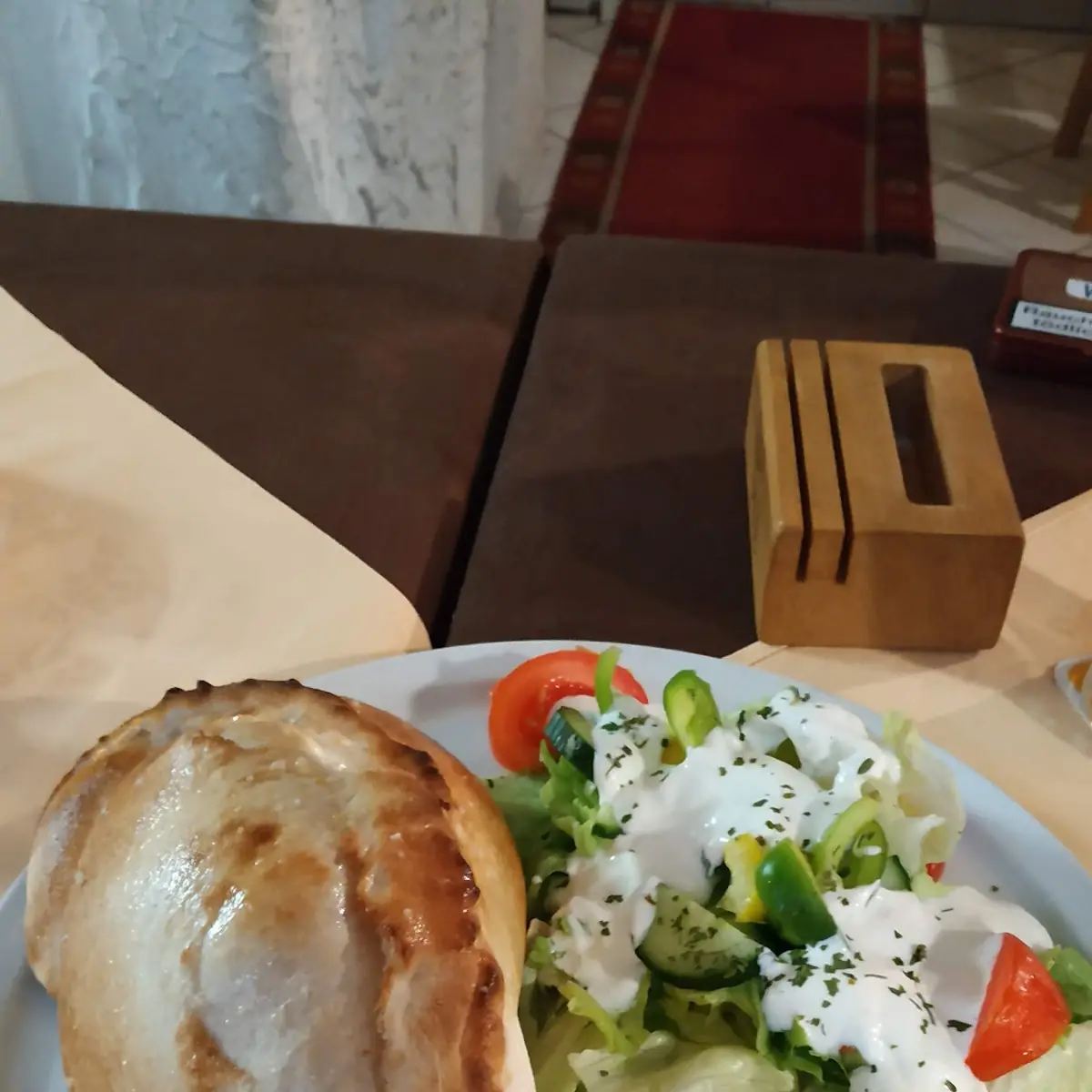Salata Pizza