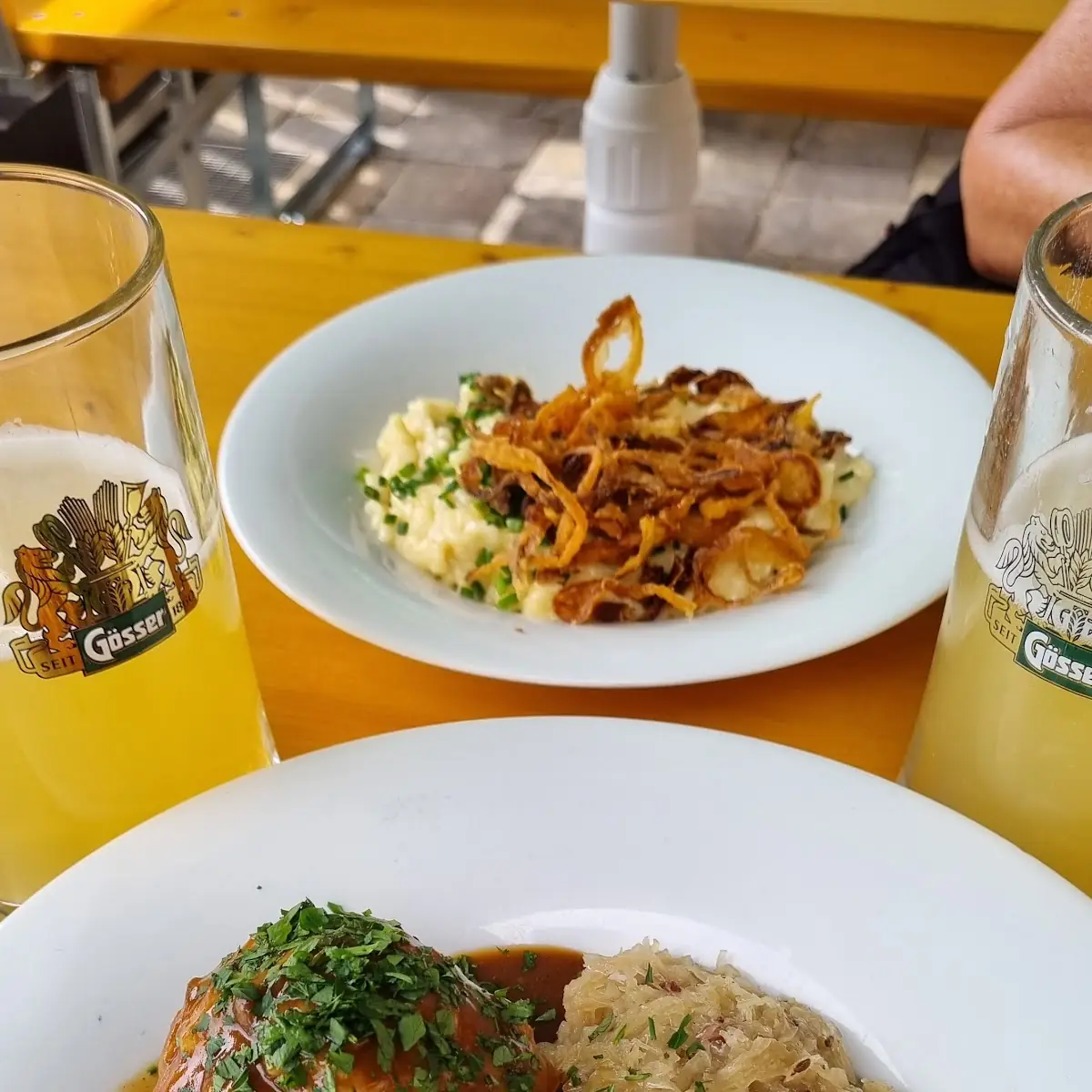 Kräftiges Gulasch Von Der Jungkalbin