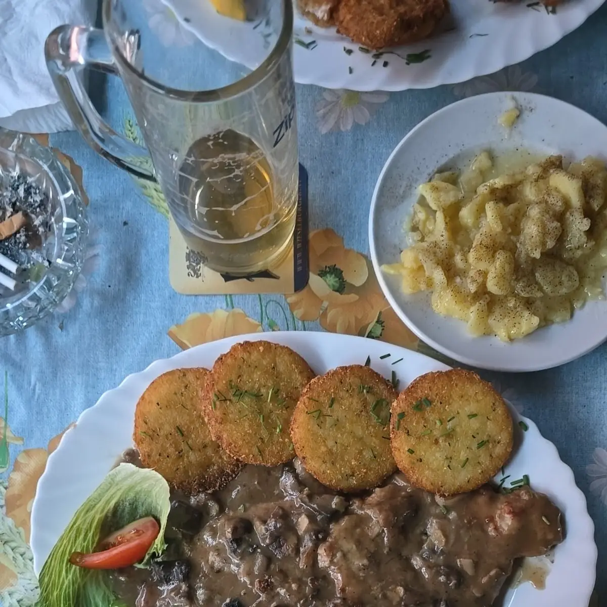 Beaf Stroganov Mit Pilzen