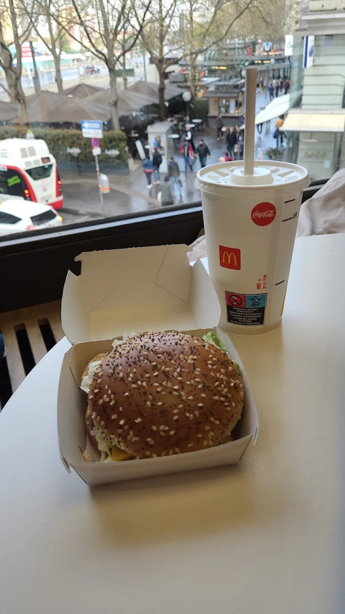 Mc f1rst Chicken Burger