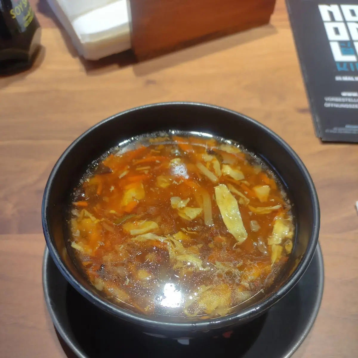 Pikant Säuerliche Suppe
