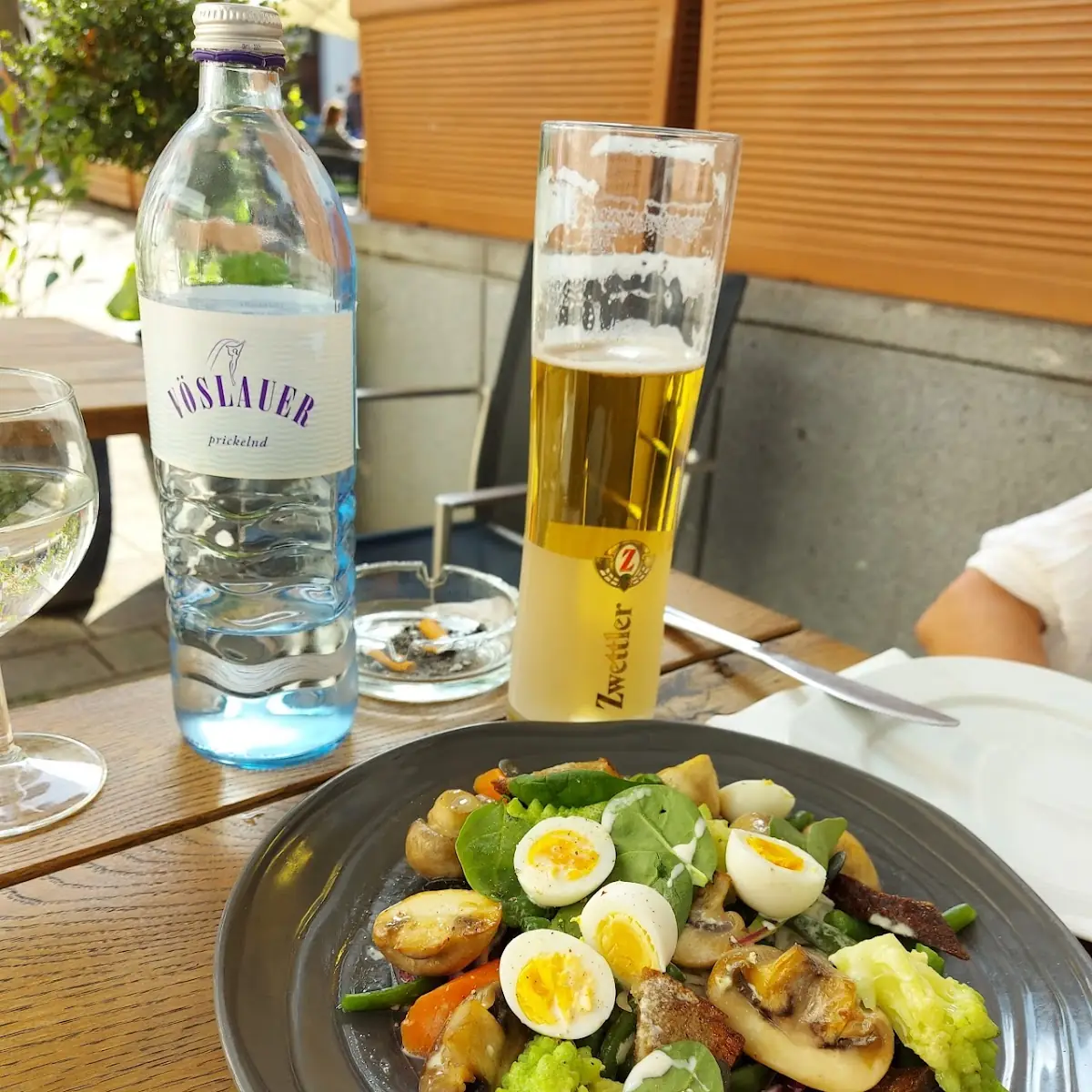 Karpatensalat Mit Wachteleiern